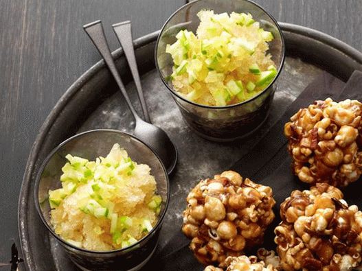 2. Balles avec du pop-corn. 3. Granit de pomme.