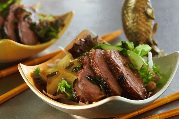 Salade de canard asiatique