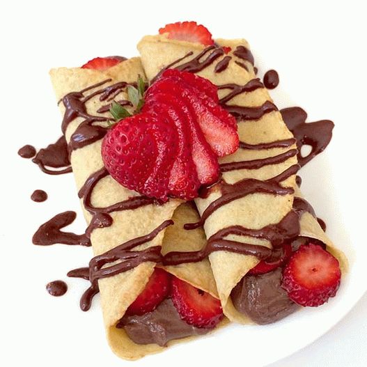 Photo Crêpes fourrées au chocolat et à la fraise