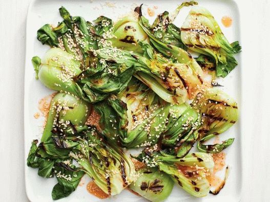 Photo de Bok Choy avec des graines de sésame grillées