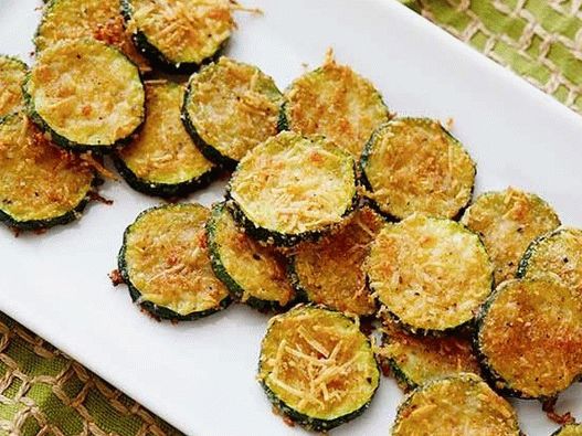 Photo Zucchini Chips with Parmesan