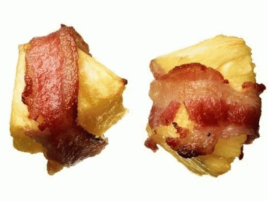 Ananas enveloppé dans bacon