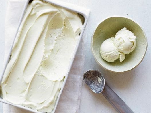 Photo de la crème glacée à l'avocat fait maison