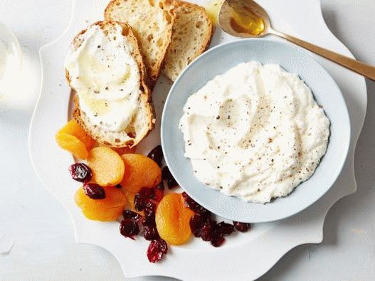 Photo ricotta au lait entier maison