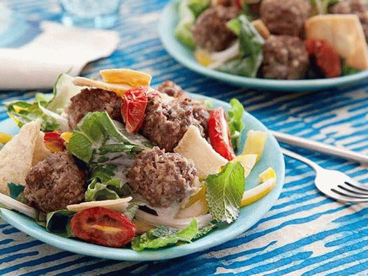 Photo Salade Grecque Aux Boulettes De Viande