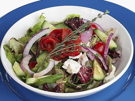 Photo de Horiatiki (salade grecque à la feta)