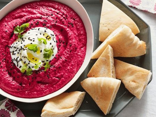 Photo de hummus betterave et tahini