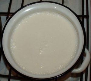 Yaourt dans une yaourtière