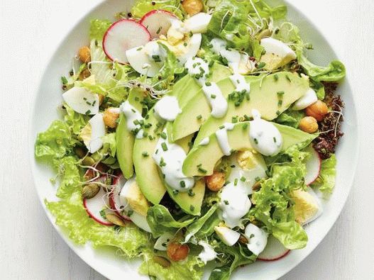 Salade californienne aux œufs