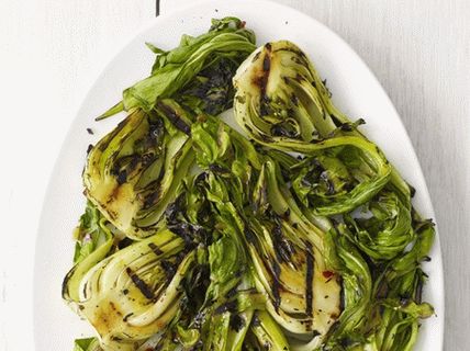 Photo de chou bok choy grillé