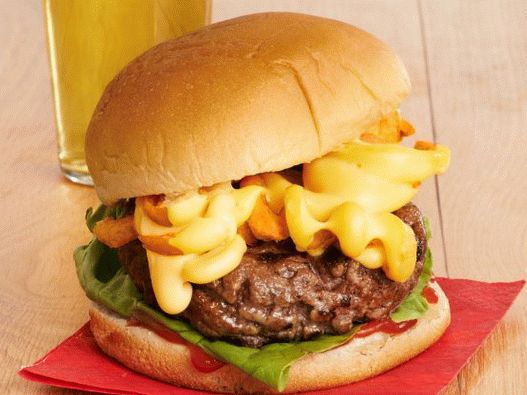 Photo frites à la sauce au fromage