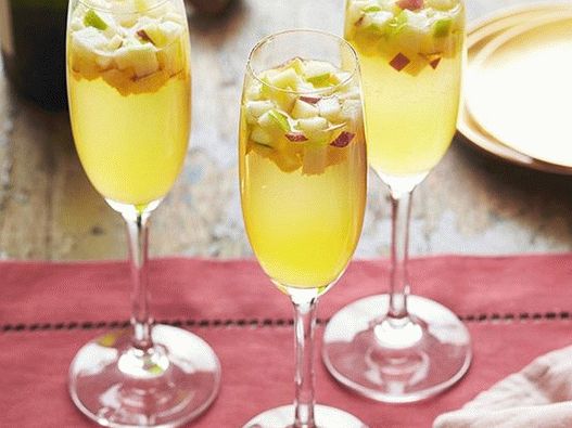 Photo cocktail avec cidre et épices