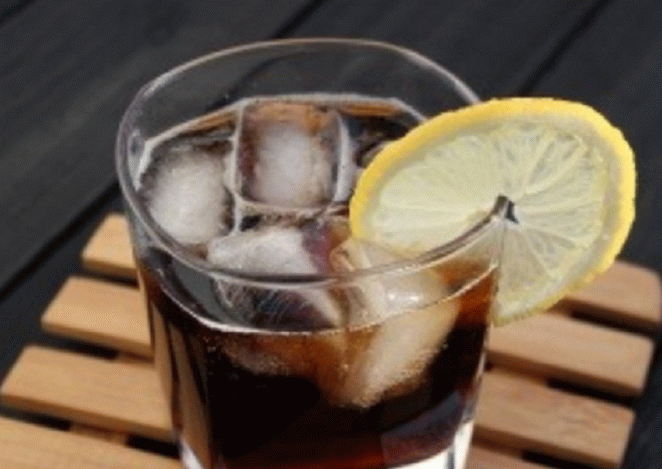 Cocktail Whiskey avec Cola