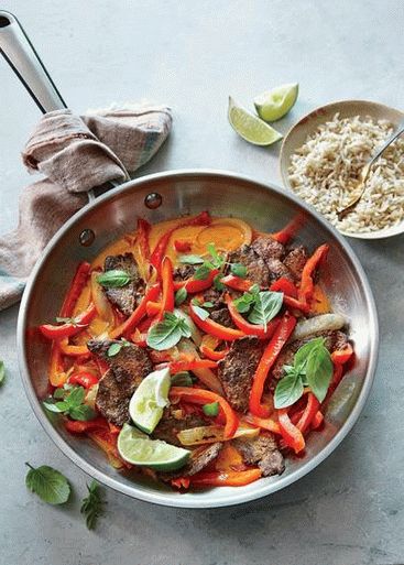 Photo au curry thaï rouge avec du boeuf
