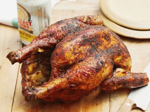 Photo Poulet sur un bocal avec sauce barbecue au cola