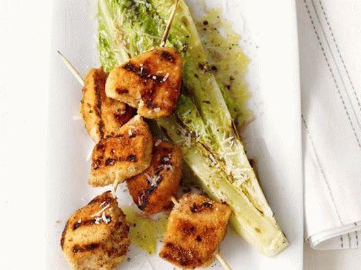 Poitrine de poulet grillée et laitue romaine