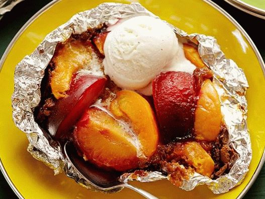 Fruits au four en papillote