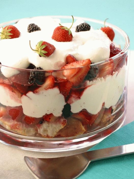 Photo du plat - Traifl d'été aux fraises et mûres