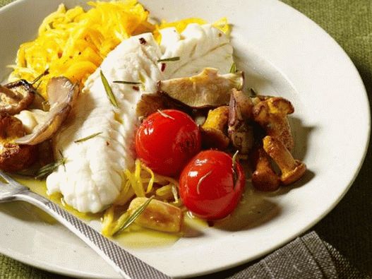 Photo du plat - Poisson cuit à la vapeur et accompagnement de spaghettis de légumes à l'huile d'ail