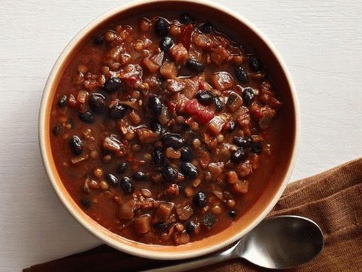 Photo du plat - Chili avec haricots noirs, lentilles et aubergines