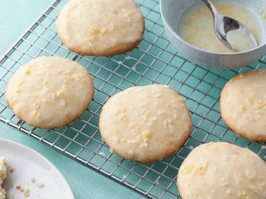 Photographie de plats - Biscuits au citron avec de la ricotta et du glaçage au citron