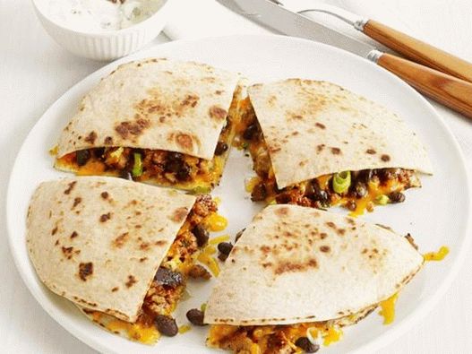 Quesadilla aux haricots noirs et mitlof