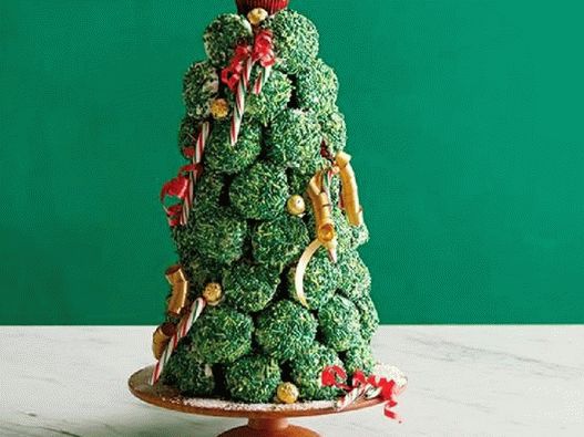 Sapin de Noël fait de petits gâteaux