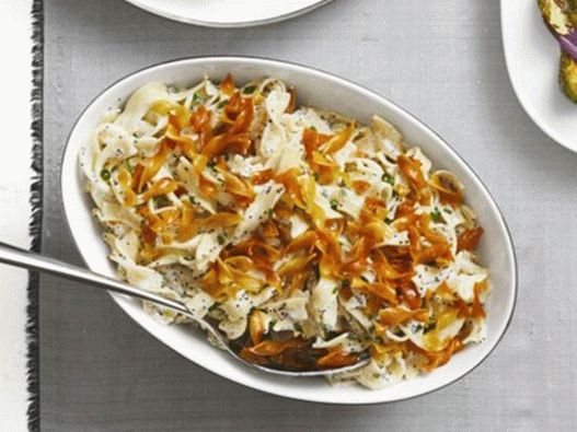 Nouilles aux oeufs aux graines de pavot