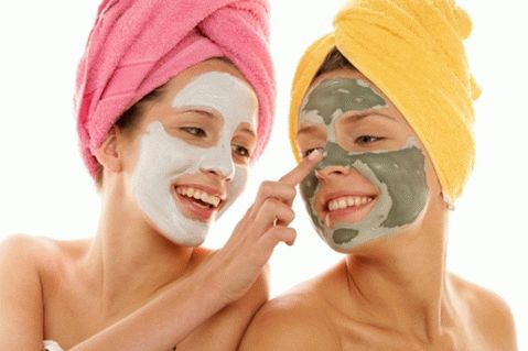 Masques faciaux à l'aloès: faites-le vous-même