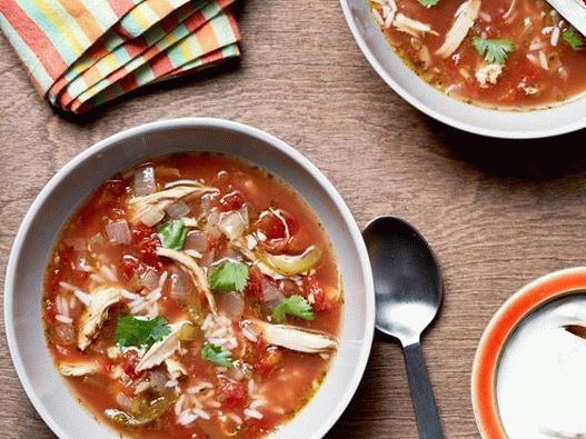 Soupe de riz et de poulet à la mexicaine