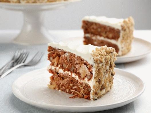 Gâteau aux carottes à la crème de fromage à l'ananas