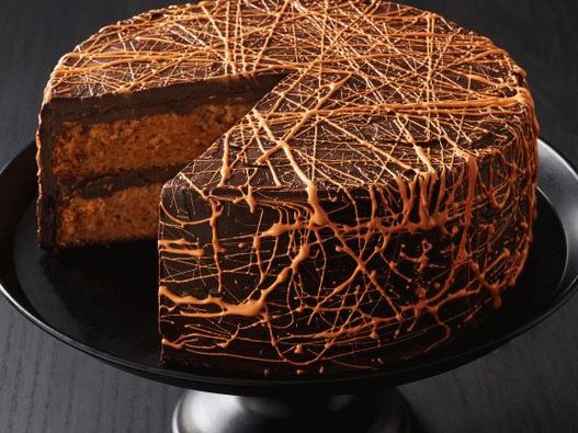 Gâteau aux carottes avec crème au chocolat