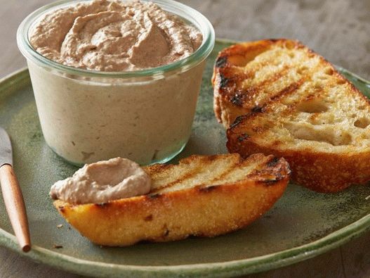 Photo de la mousse de foie de poulet