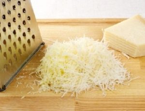 Perche sous un sabre à fromage