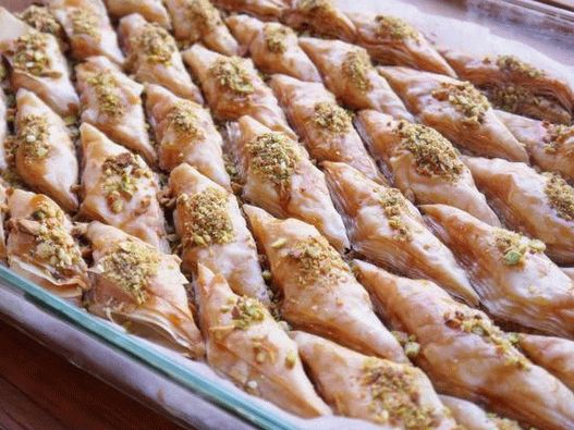 Photo Baklava grecque à partir de pâte filo aux noix
