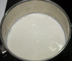 Pâques en lait