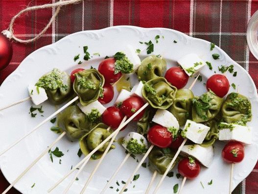 Dumplings photo sur des brochettes