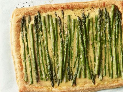 Tarte aux asperges et au fromage
