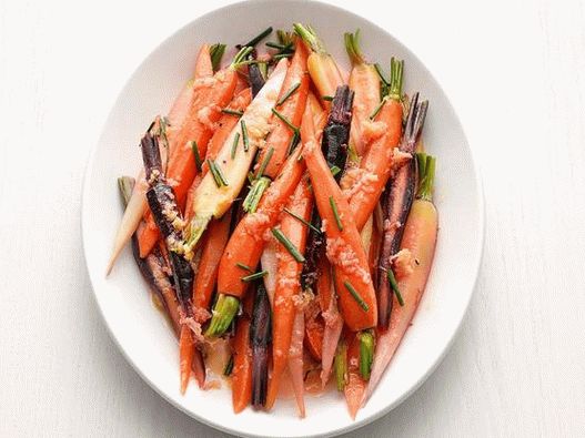 Photo - Carottes bouillies au gingembre et glaçage de soja