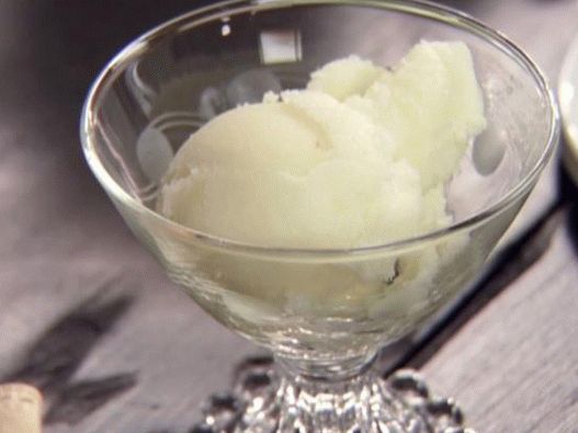 Photo simple sorbet à l'ananas
