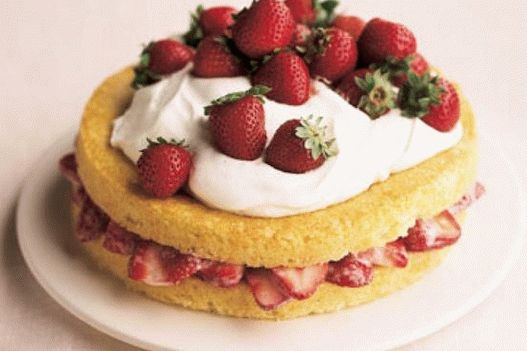 Gâteau photo simple aux fraises