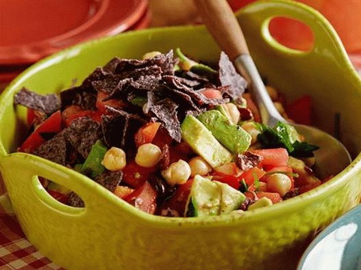 Photo - Salade de pois chiches, tomates et olives