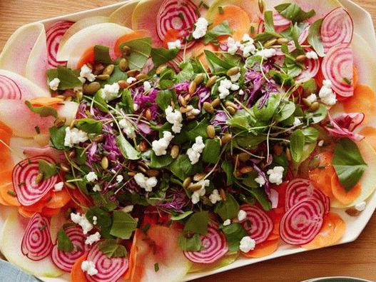 Photographie de plat - Salade de légumes crus