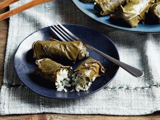 Dolma (feuilles de vigne farcies)