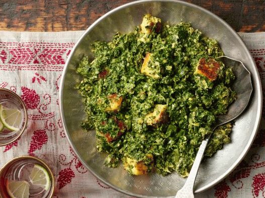 Photo de Sahag Panir - épinards avec du fromage indien frit