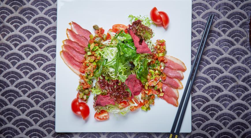Salade de canard séchée au soleil