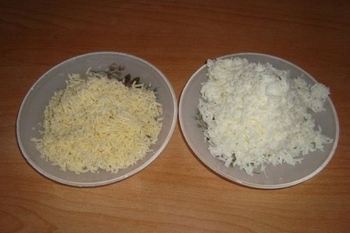 Salade aux sprats et sauce au fromage - 0