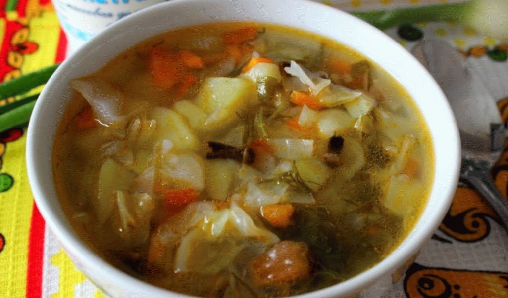 Soupe de chou aux champignons zalessky