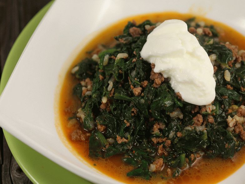 Épinards à la viande hachée et au riz
