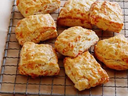 Photo pentes de fromage sur du yaourt